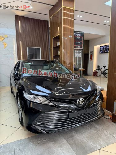Toyota Camry 2.5Q 2020 - ảnh 2