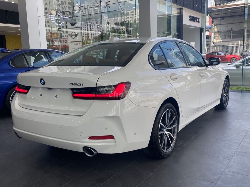 BMW 3 Series 2025 - ảnh 2