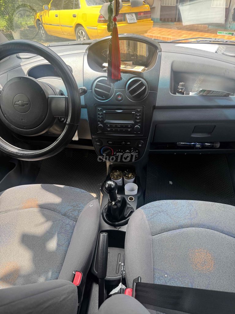 Chevrolet Spark 2010 - ảnh 3