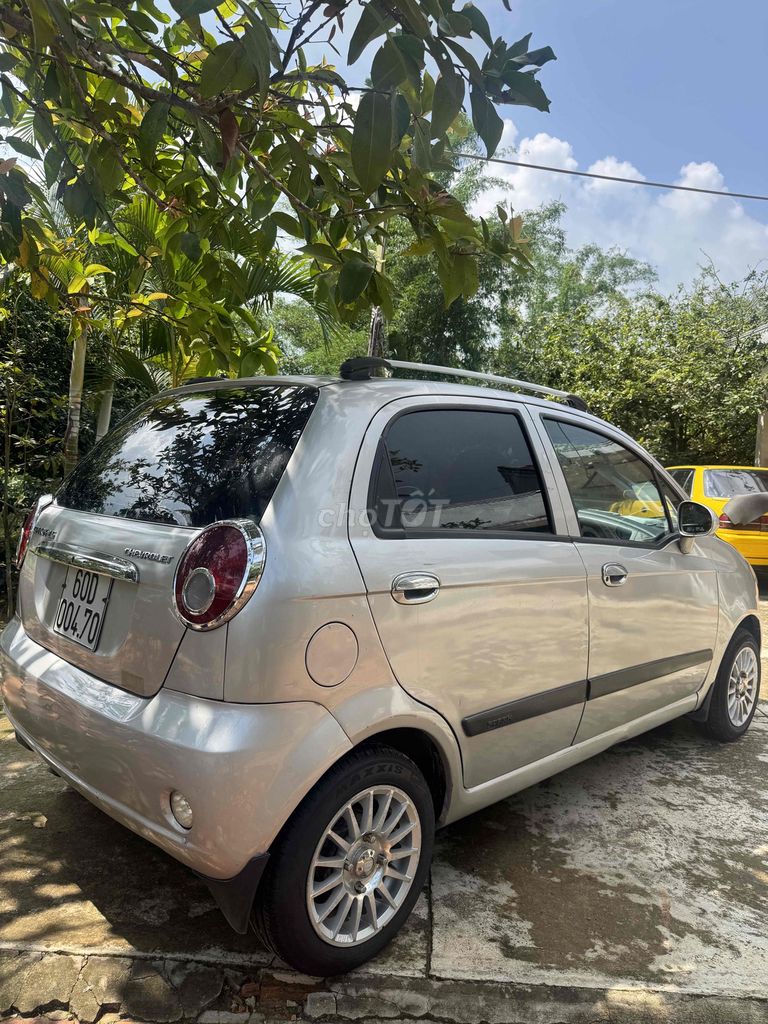 Chevrolet Spark 2010 - ảnh 5