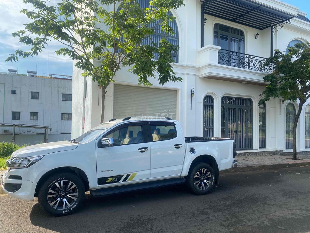Chevrolet Colorado 2018 - ảnh 1