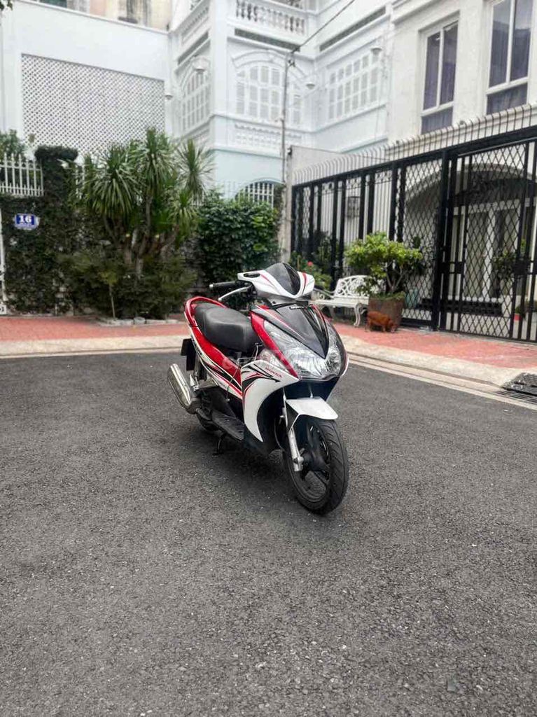 Honda Air Blade 2012 - ảnh 3