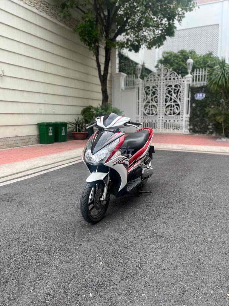 Honda Air Blade 2012 - ảnh 4