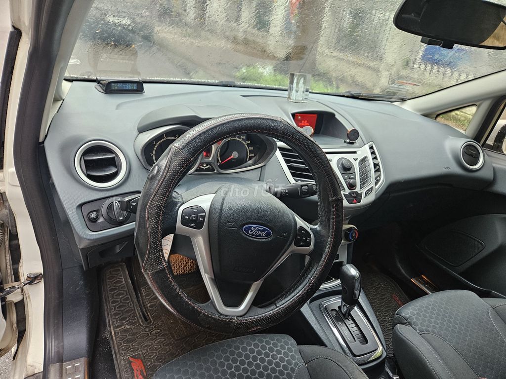 Ford Fiesta 2013 - ảnh 5