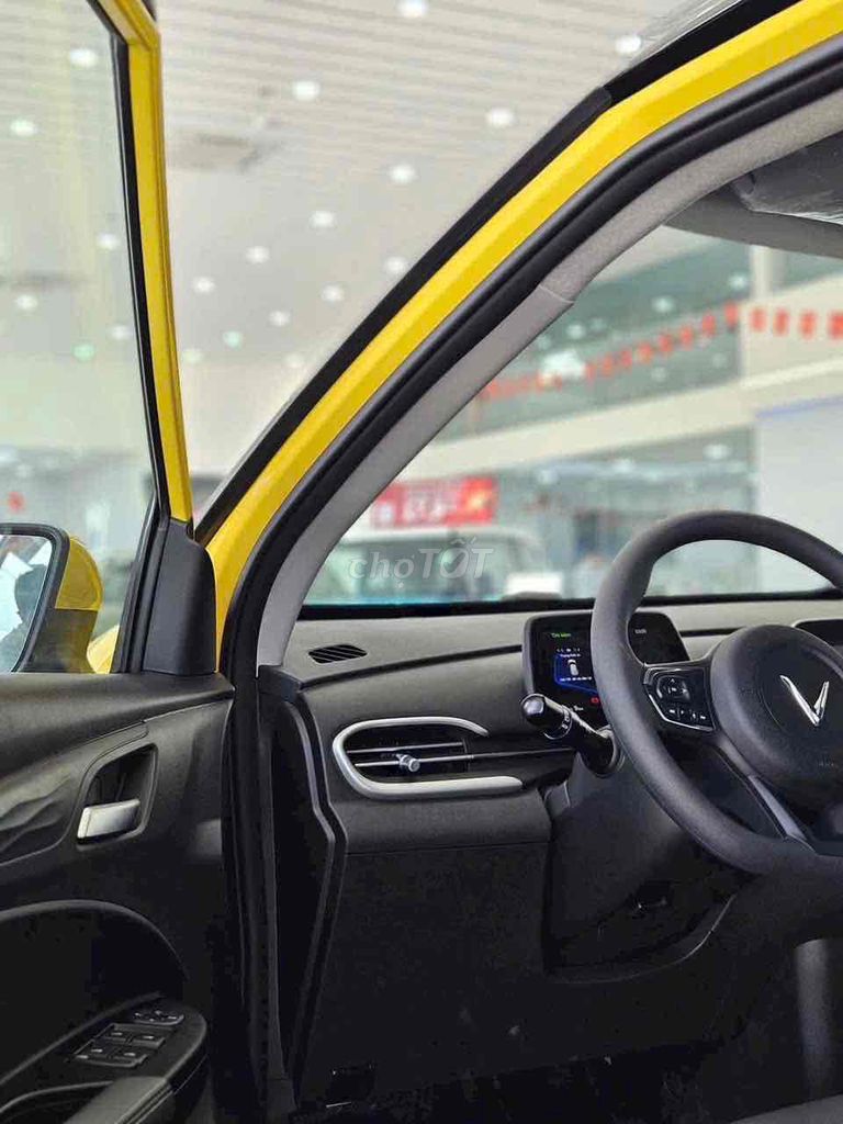 VinFast 2025 - ảnh 4