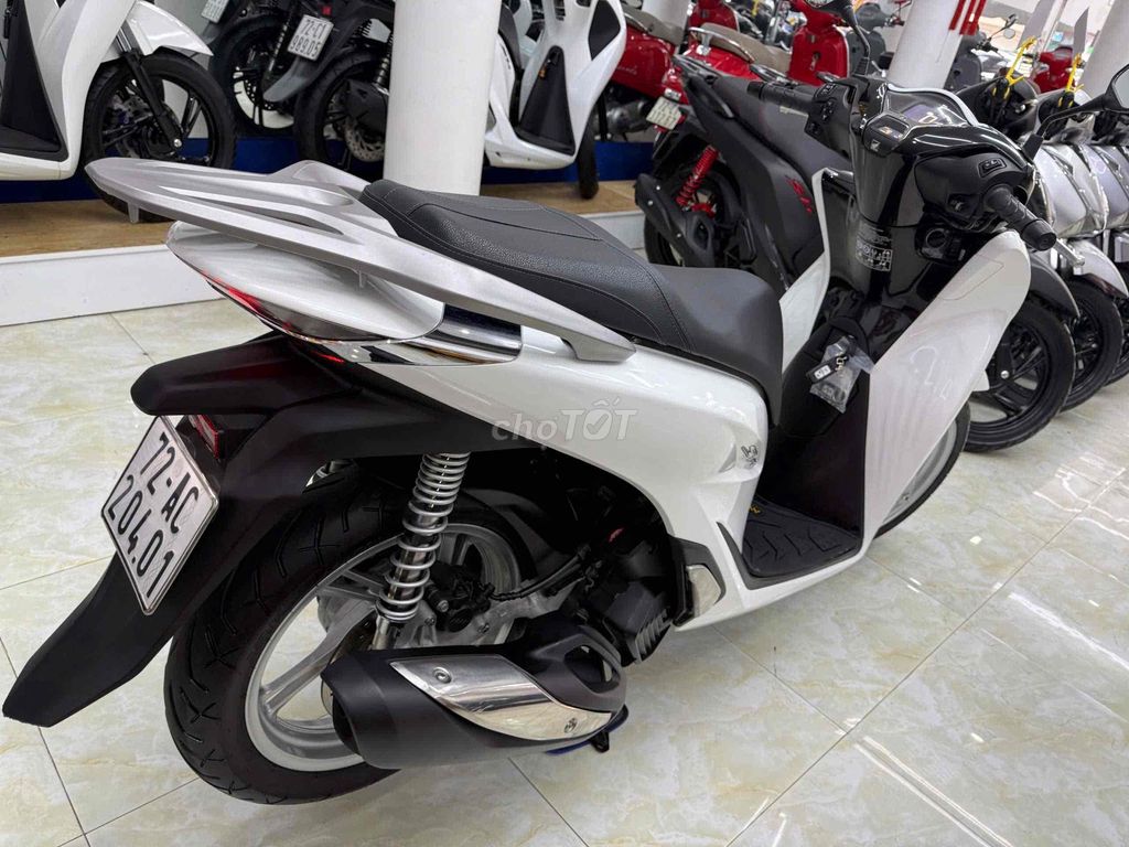 Honda SH 2024 - ảnh 3