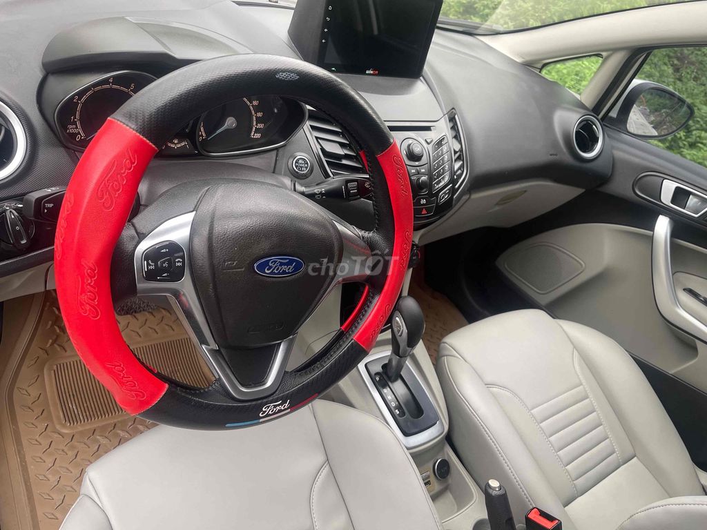 Ford Fiesta 2016 - ảnh 5