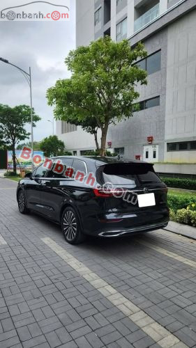 Volkswagen Viloran Luxury 2024 - ảnh 4
