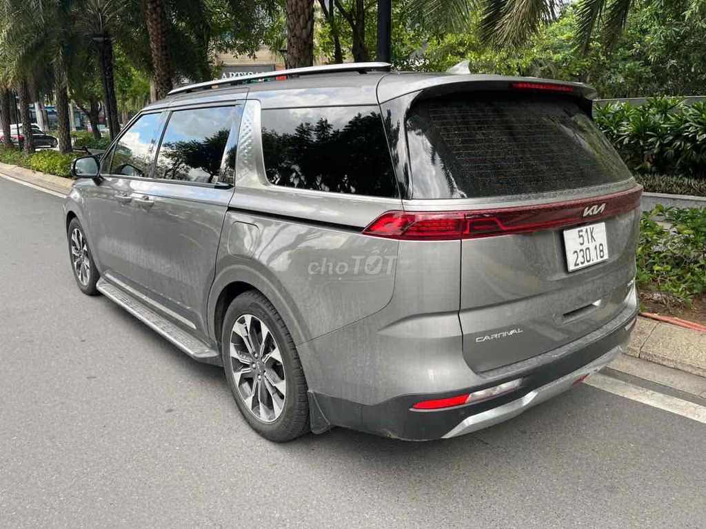 Kia Carnival - ảnh 4