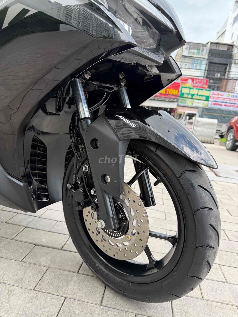 Yamaha NVX 2025 - ảnh 2