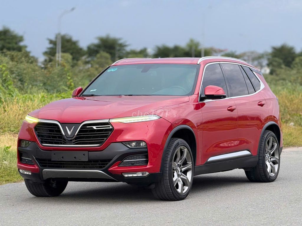 VinFast Lux SA2.0 2019 - ảnh 2