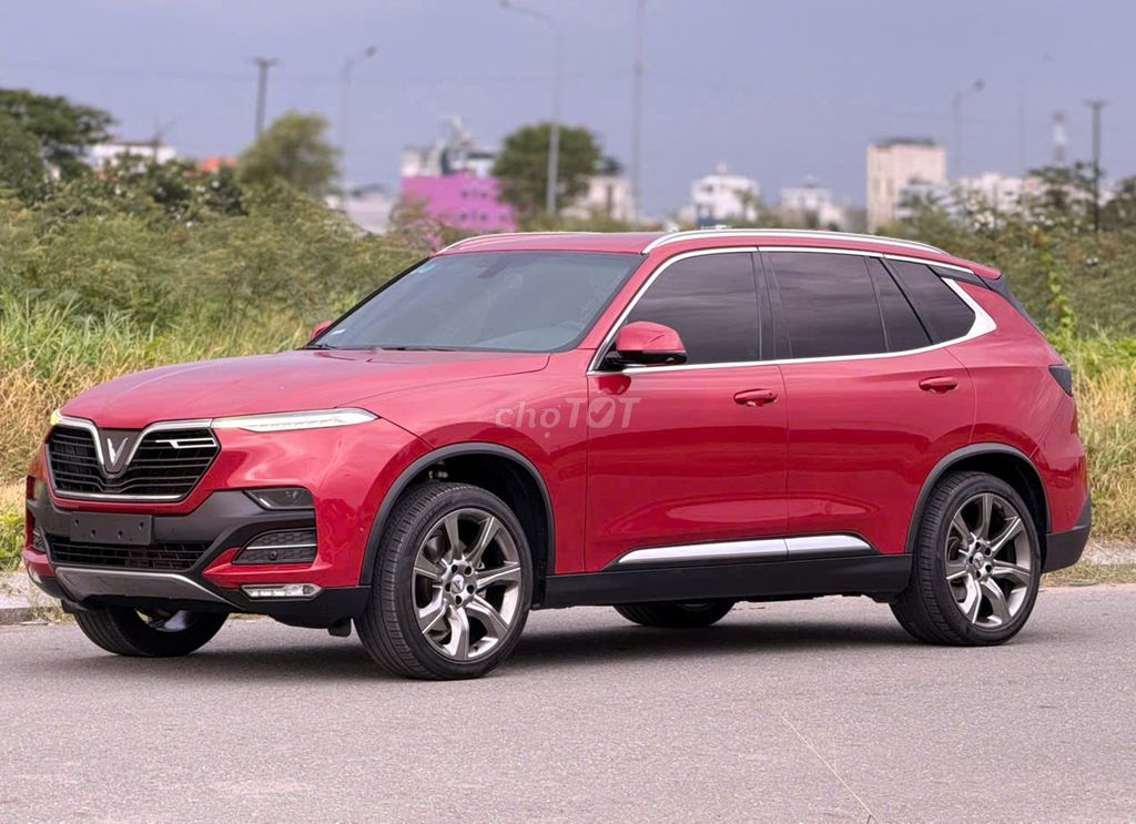 VinFast Lux SA2.0 2019 - ảnh 3