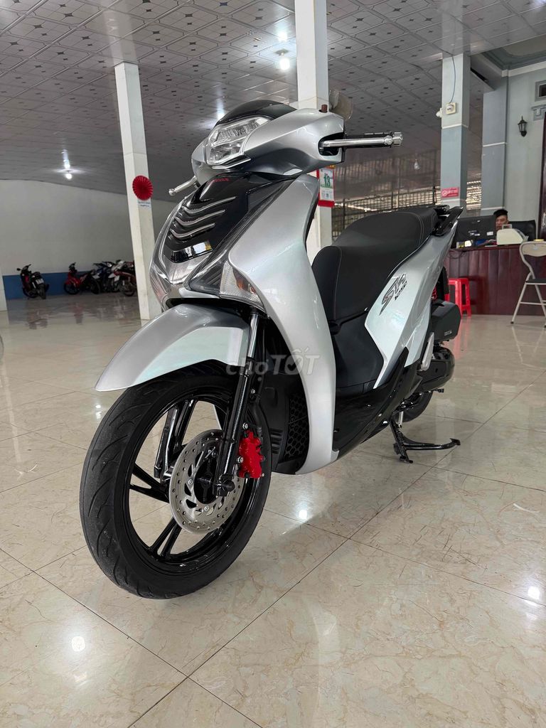 Honda SH 2018 - ảnh 1