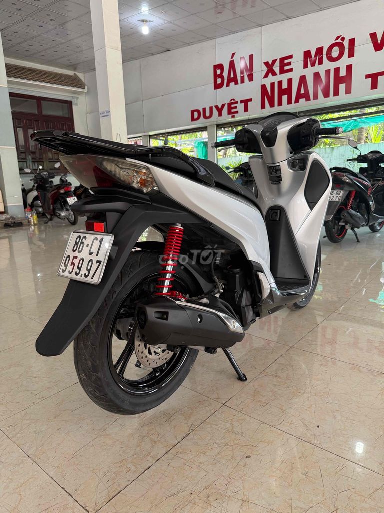 Honda SH 2018 - ảnh 5
