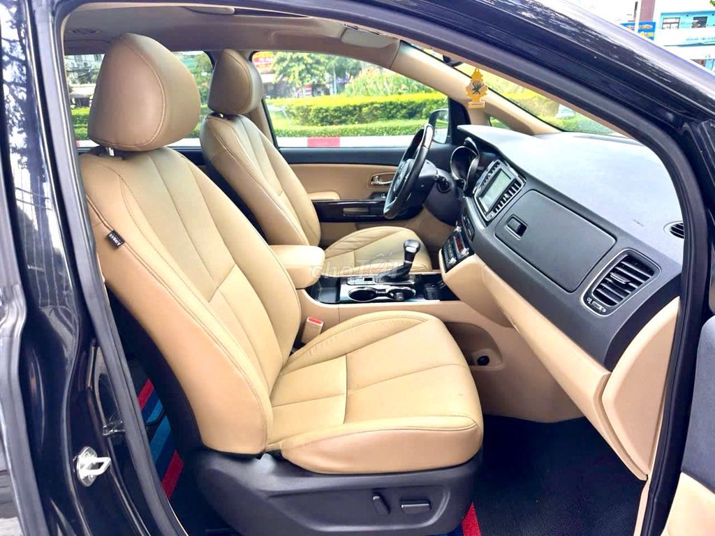 Kia Sedona 2021 - ảnh 4