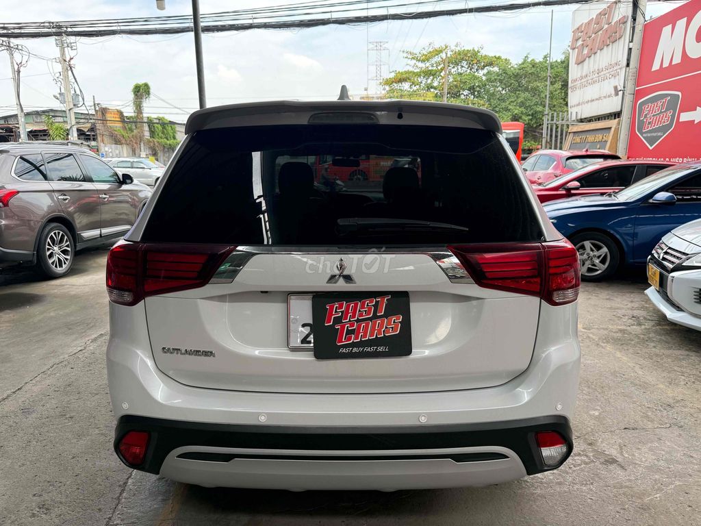 Mitsubishi Outlander 2020 - ảnh 5
