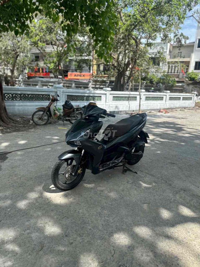 Honda Air Blade 2022 - ảnh 2