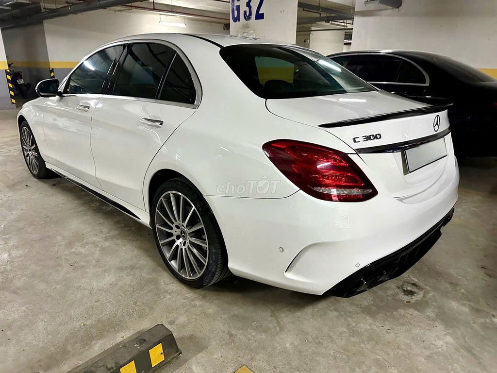 Mercedes-Benz 2017 - ảnh 2