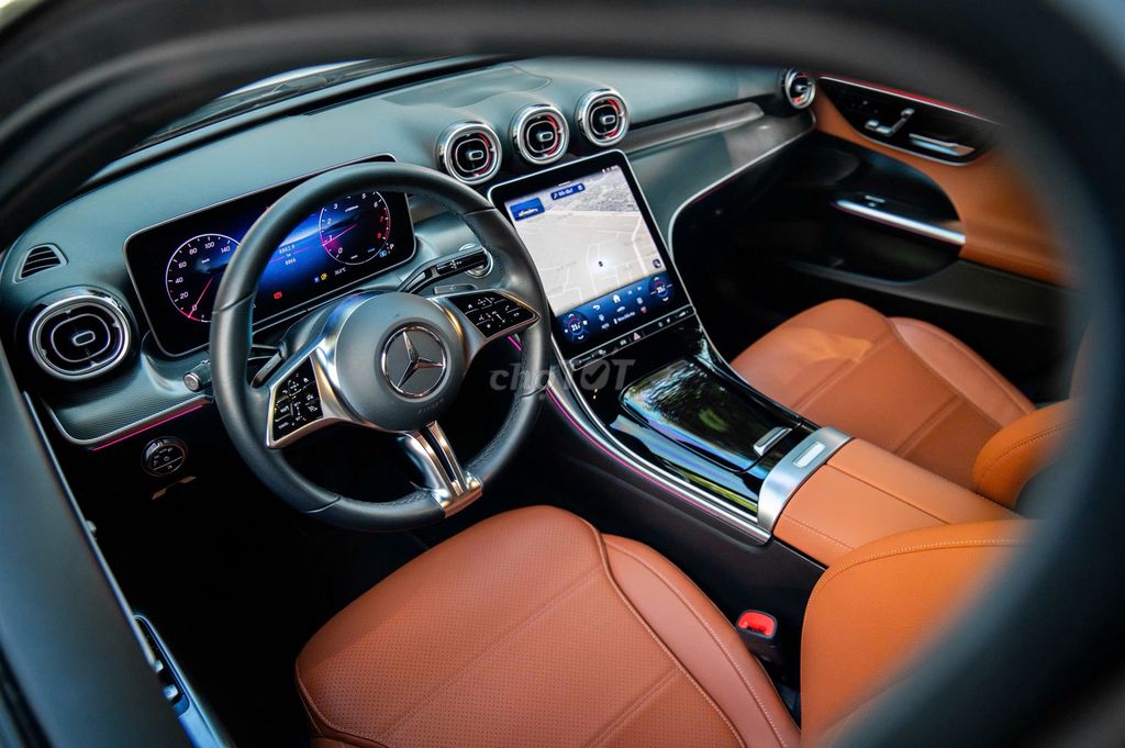Mercedes-Benz 2025 - ảnh 4