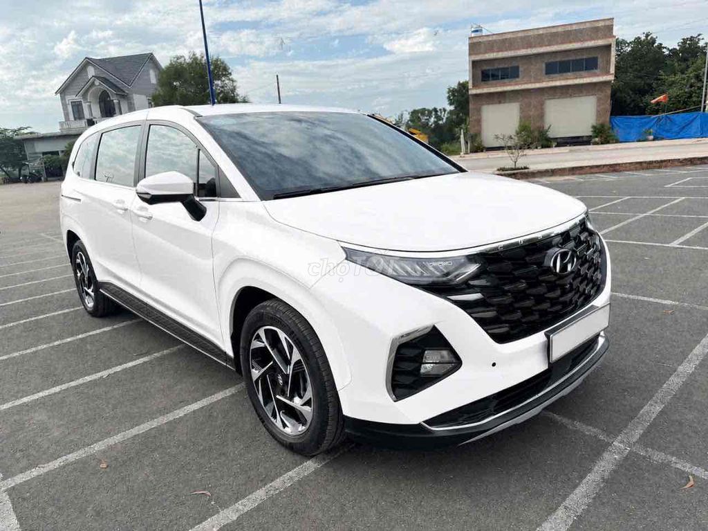 Hyundai Custin 2023 - ảnh 3
