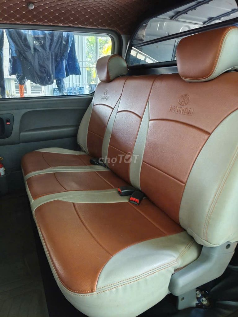 Hyundai Starex 2015 - ảnh 4