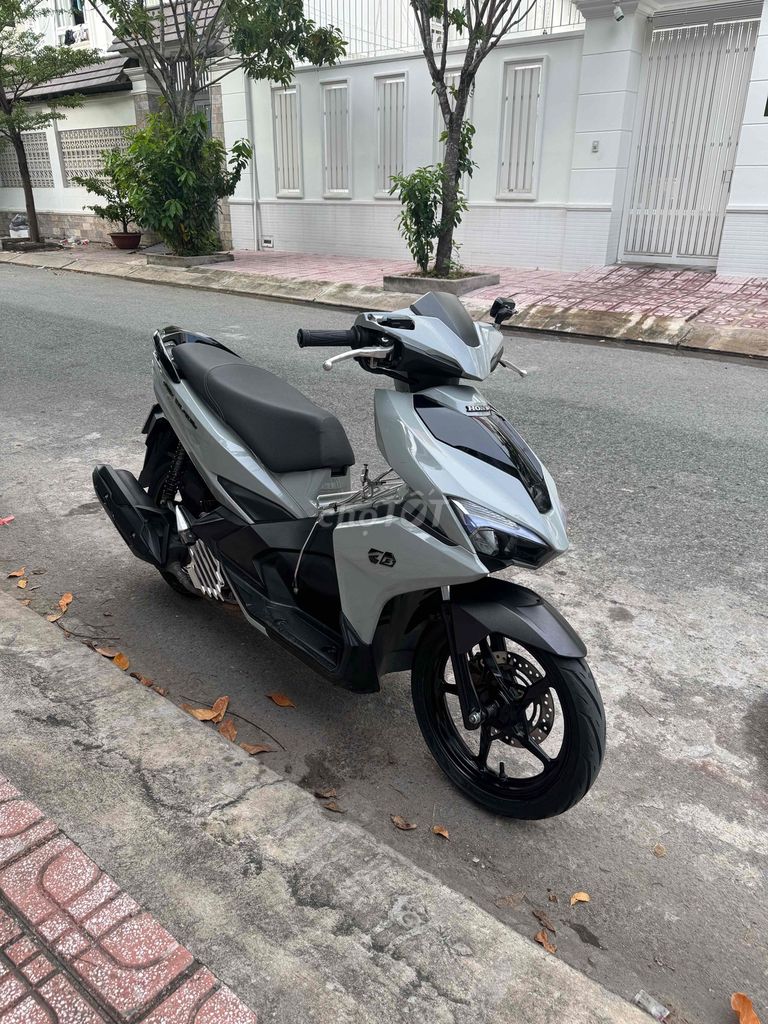 Honda Air Blade 2016 - ảnh 2
