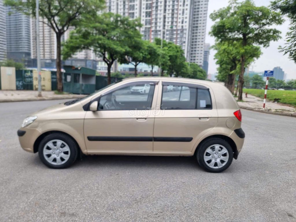 Hyundai 2009 - ảnh 3