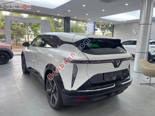 VinFast VF7 Plus 2026 - ảnh 4