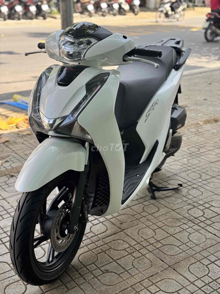 Honda SH 2018 - ảnh 1