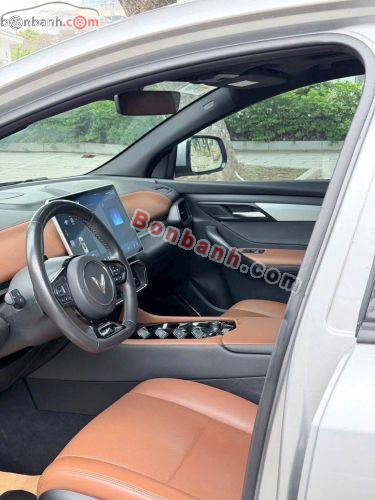 VinFast VF8 Plus AWD 2023 - ảnh 4