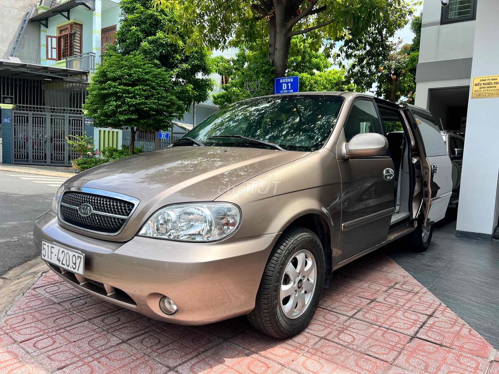Kia Carnival 2009 - ảnh 1