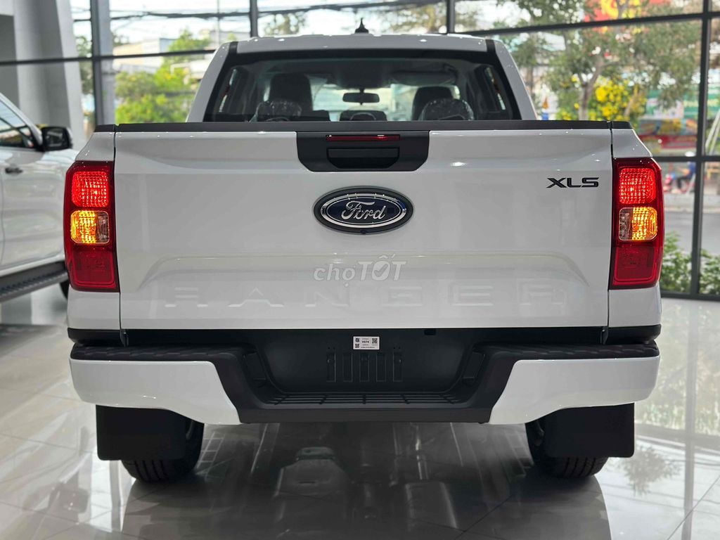 Ford Ranger - ảnh 2