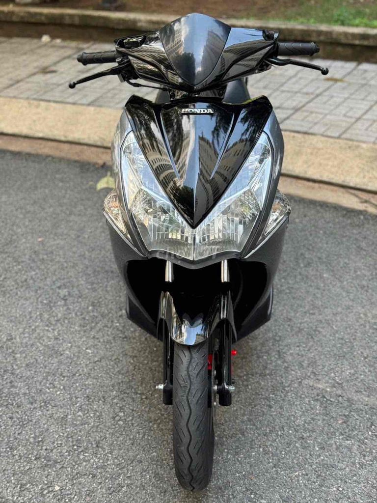 Honda Air Blade 2011 - ảnh 2