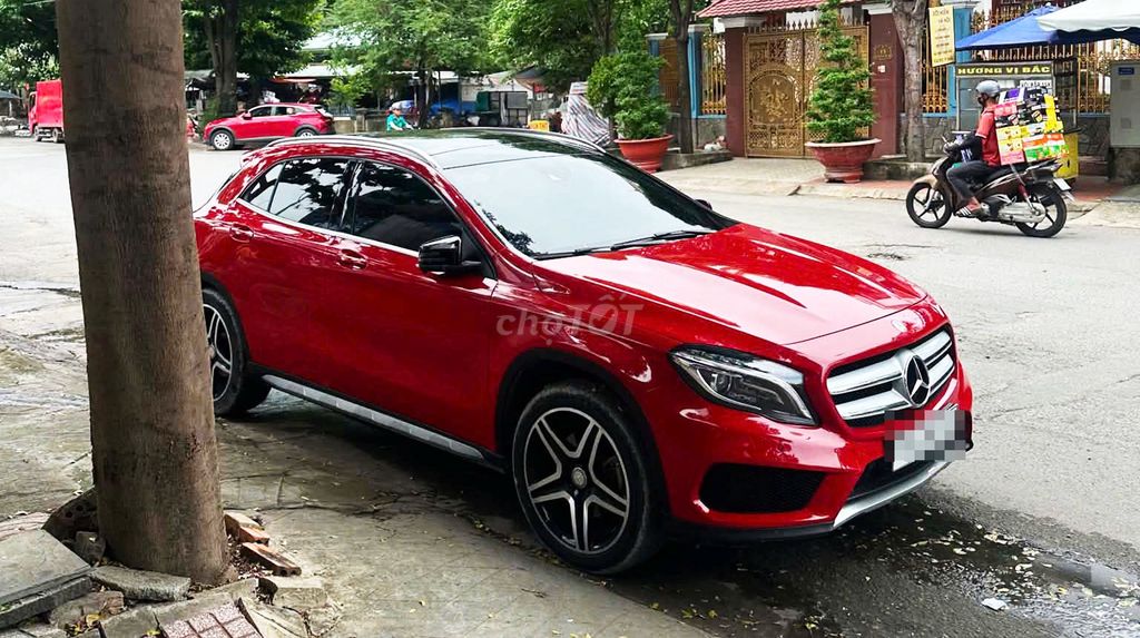 Mercedes-Benz - ảnh 1