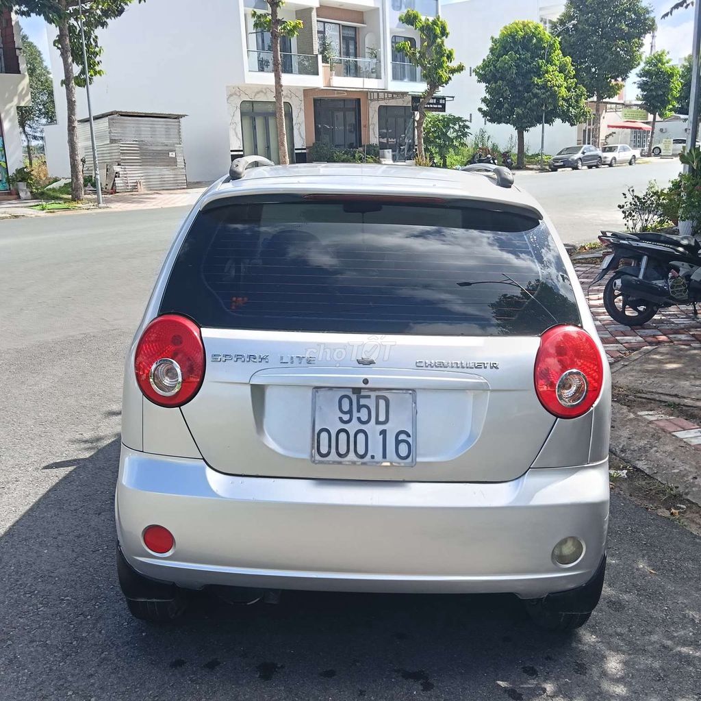 Chevrolet Spark 2012 - ảnh 5