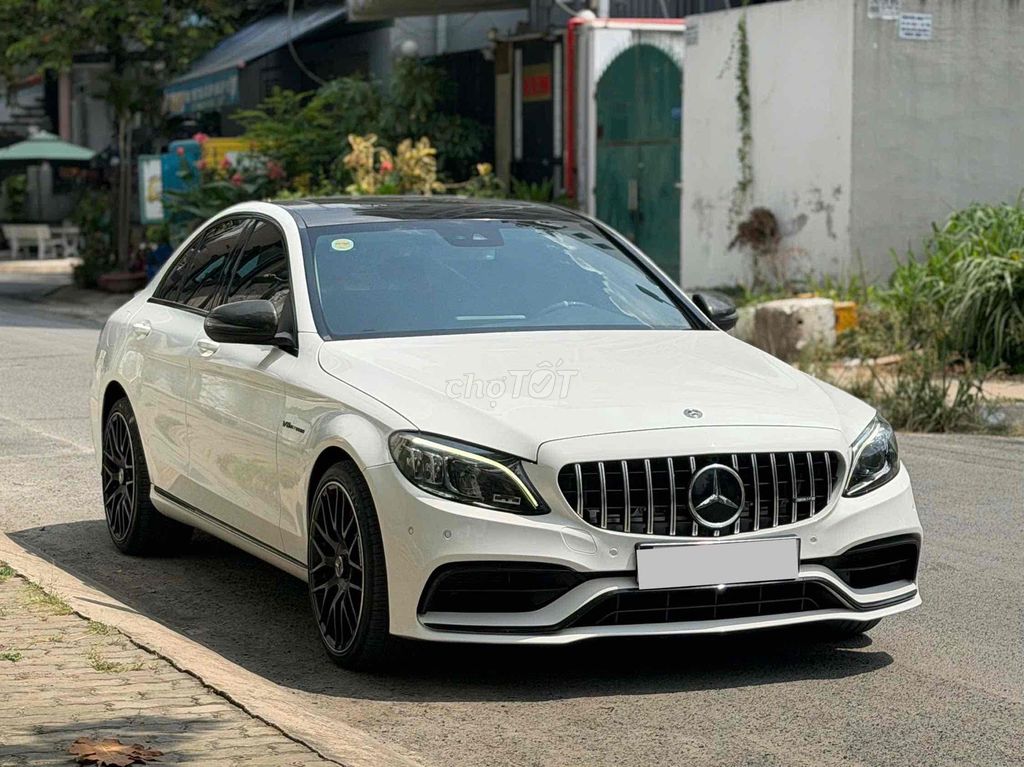 Mercedes-Benz 2018 - ảnh 1