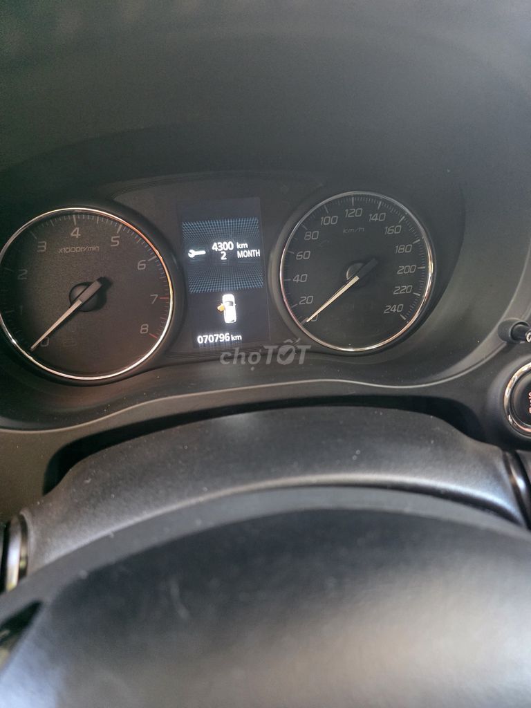 Mitsubishi Outlander 2021 - ảnh 2