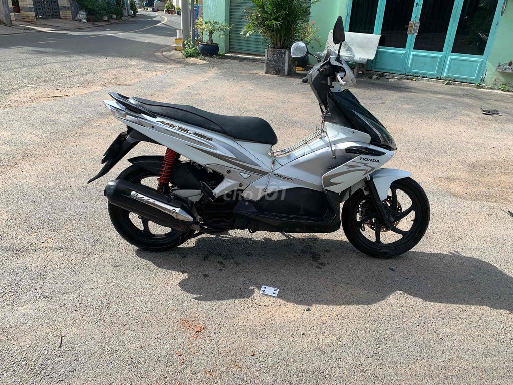 Honda Air Blade 2009 - ảnh 2