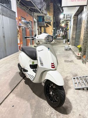 Piaggio Vespa 2022 - ảnh 1