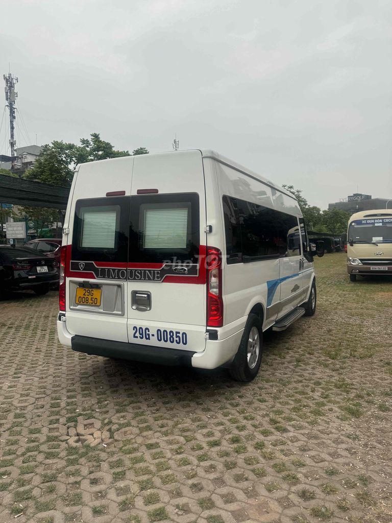 Ford Transit Limousine 2019 - ảnh 5