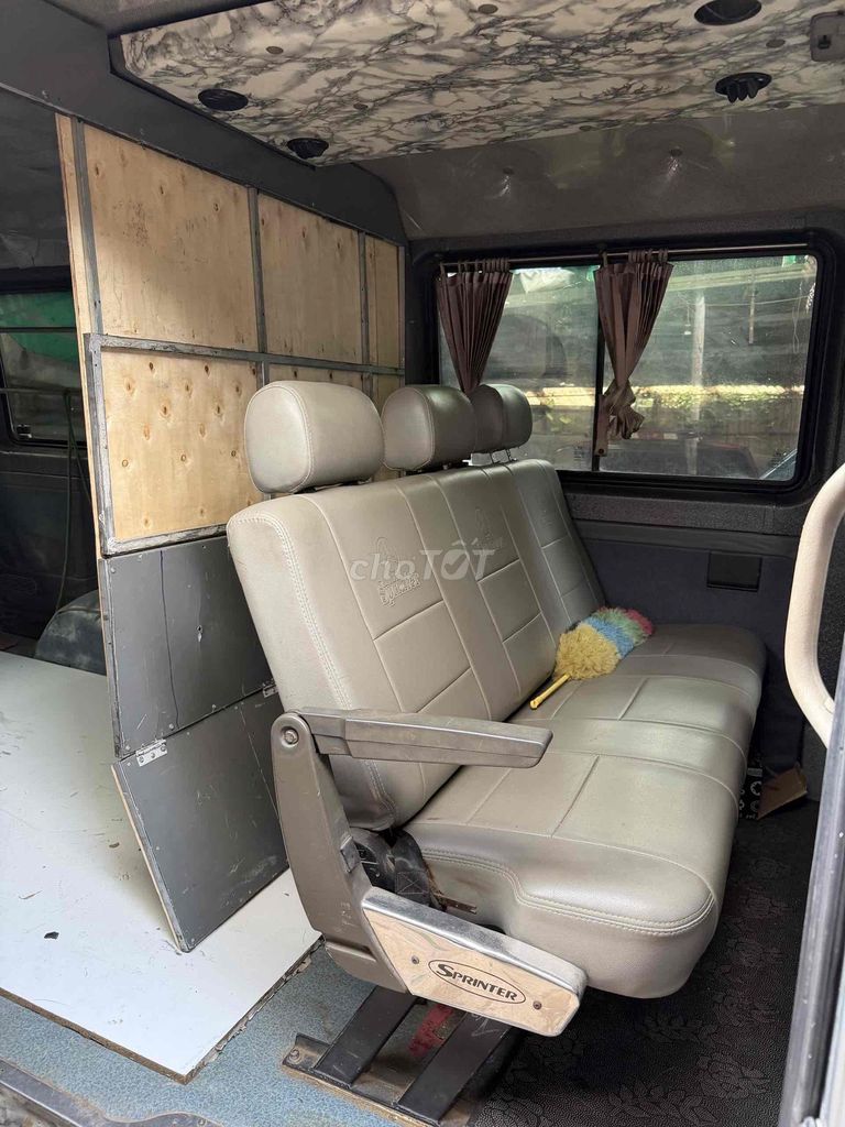 Mercedes-Benz Sprinter 2010 - ảnh 3