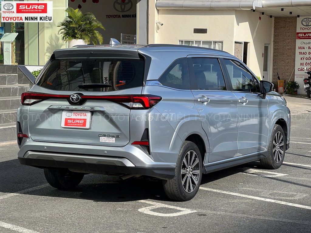 Toyota Veloz Cross 2022 - ảnh 4