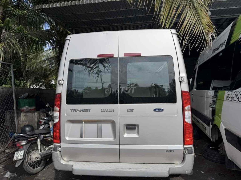 Ford Transit - ảnh 2