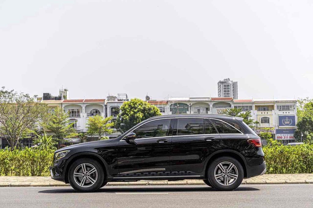 Mercedes-Benz 2021 - ảnh 4