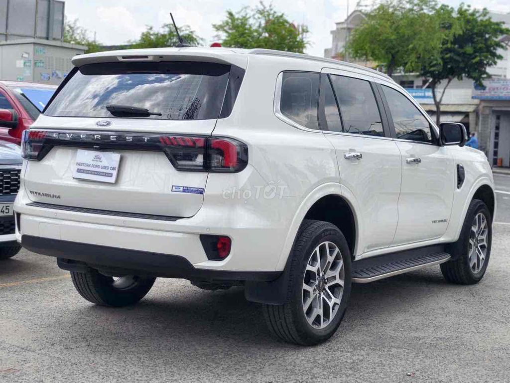 Ford Everest 2025 - ảnh 5