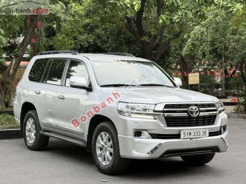 Toyota Land Cruiser VX 4.6 V8 2016 - ảnh 3