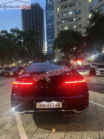 BMW 7 Series 735i M Sport 2023 - ảnh 4