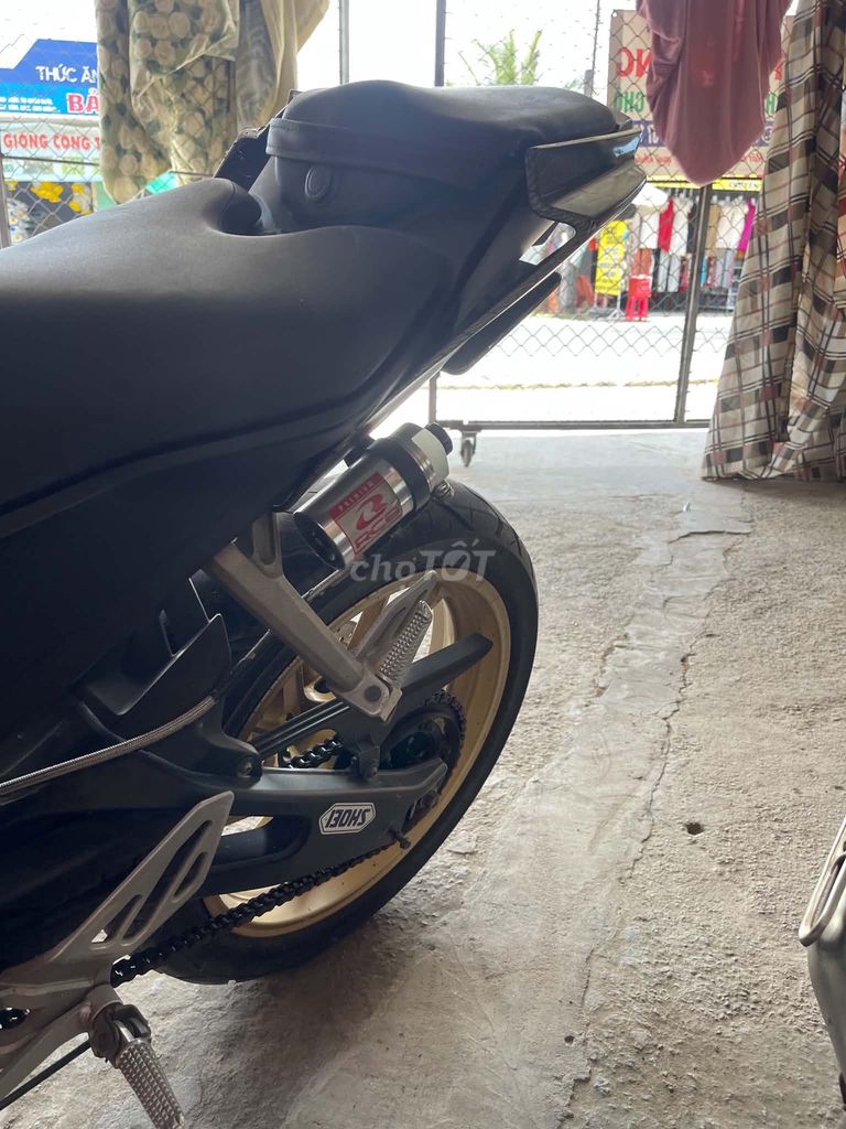 Yamaha R 2020 - ảnh 1
