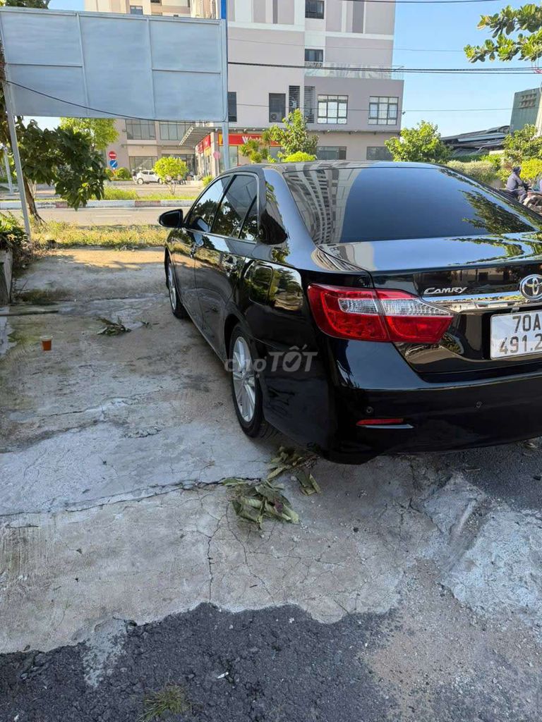 Toyota Camry 2012 - ảnh 2