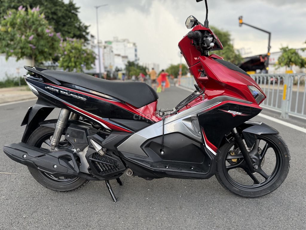 Honda Air Blade 2017 - ảnh 3
